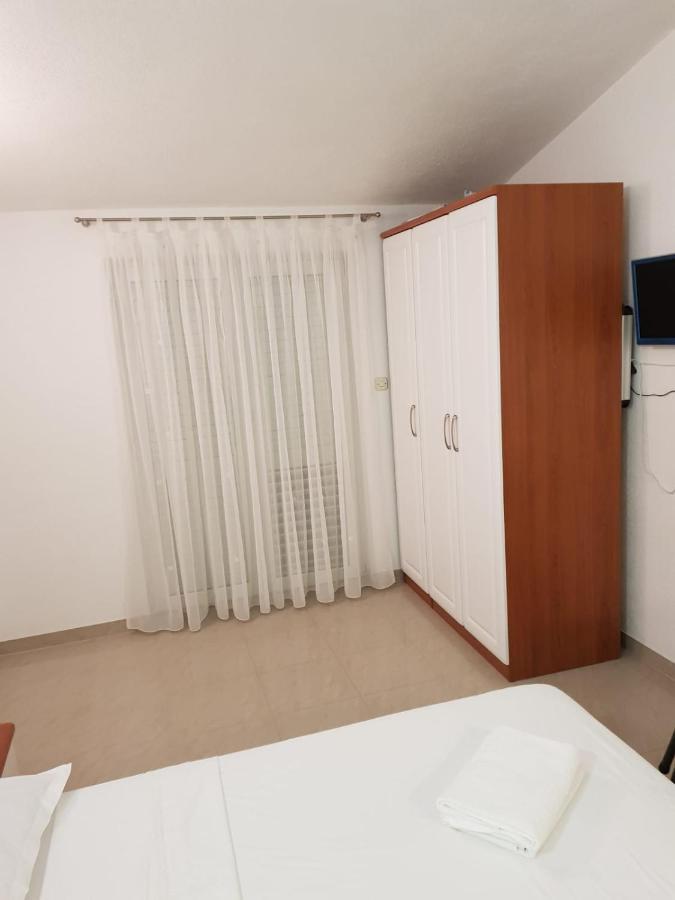 Apartment Miskovic Makarska Exterior photo
