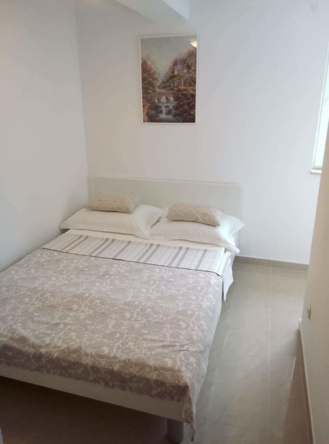 Apartment Miskovic Makarska Exterior photo